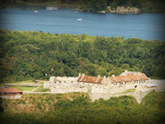 Benedict Arnold and Ethan Allen Take Fort Ticonderoga - The Battle of Bunker Hill